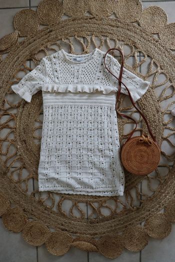 Robe Zara en crochet beige