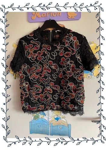 Blouse à manches courtes noire à motifs, taille M, marque Zara