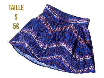 Jupe fleurie mauve taille haute Forever 21 taille S très bon état