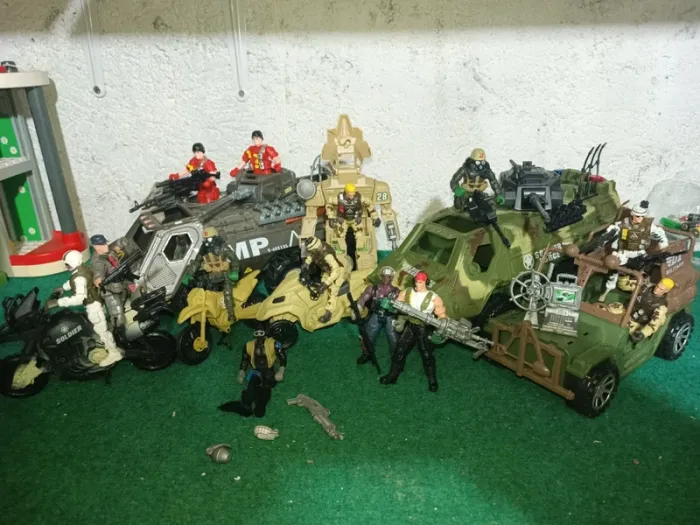 Lot soldats chap Mei et lanard