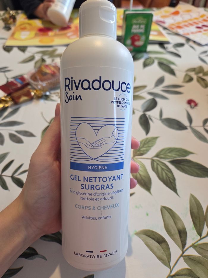 3 grands gel nettoyant surgras corps et cheveux adultes et enfants - photo numéro 2