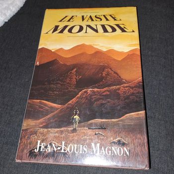 Le vaste monde #hachette