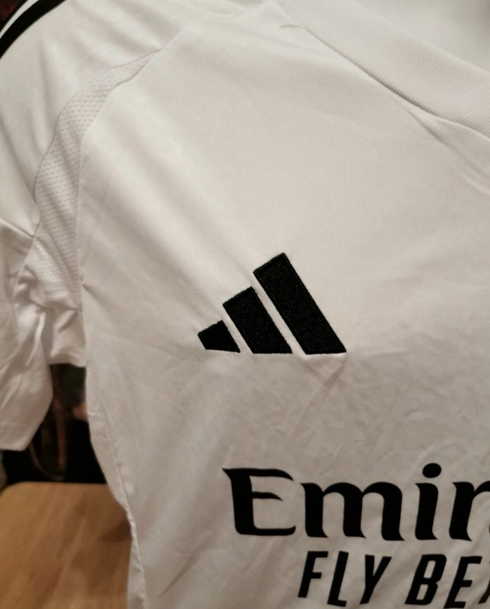 Maillot de foot Réal Madrid - photo numéro 4