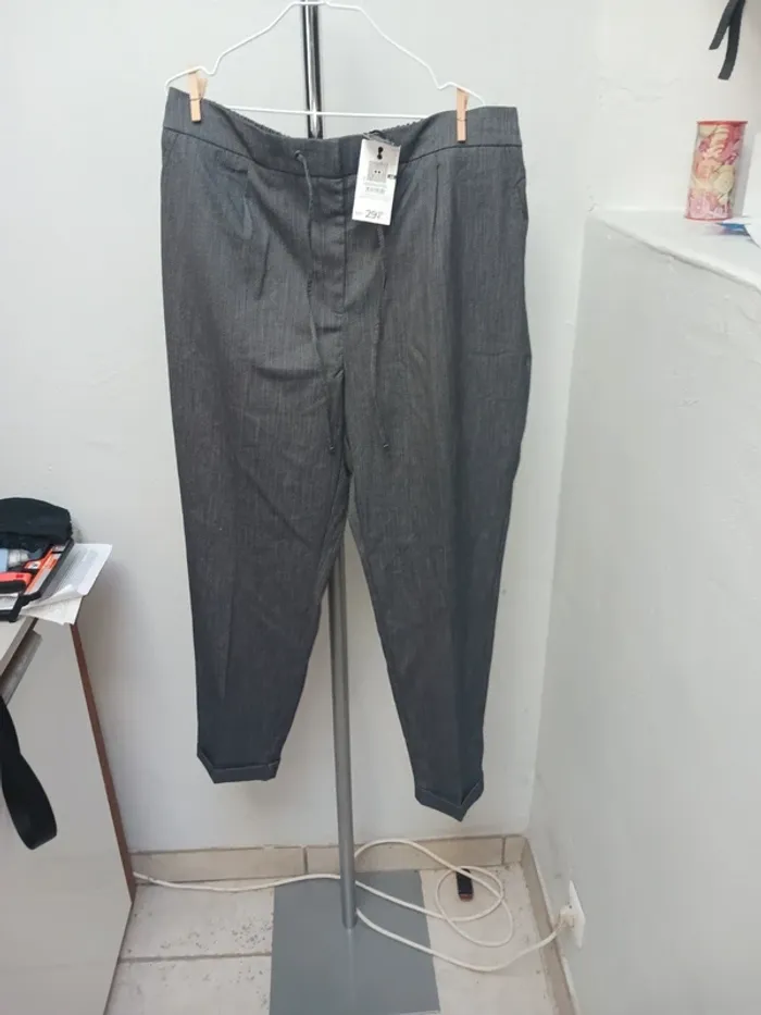 Pantalon T46