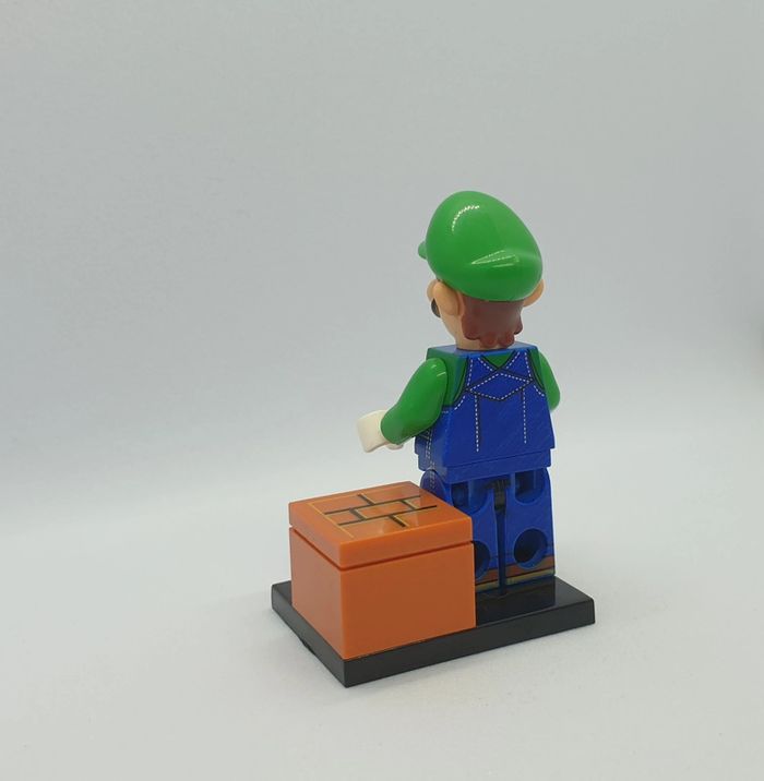 🍄 Figurine Super Mario - Luigi avec une Brique - (Style Lego) 🍄 - photo numéro 6