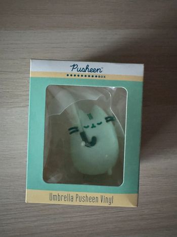 Pusheen vinyl figure