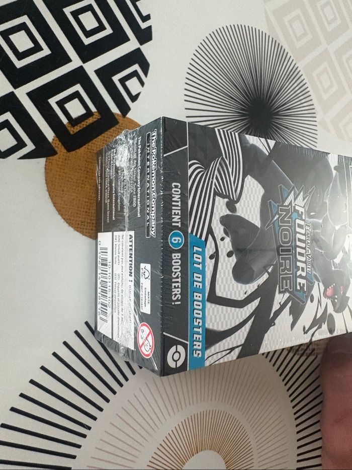 Bundle Pokémon foudre noir - photo numéro 3
