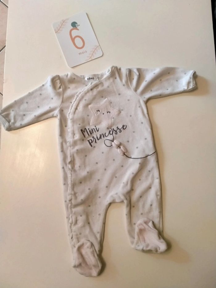 Lot de 2 pyjamas bébé 6 mois - photo numéro 3