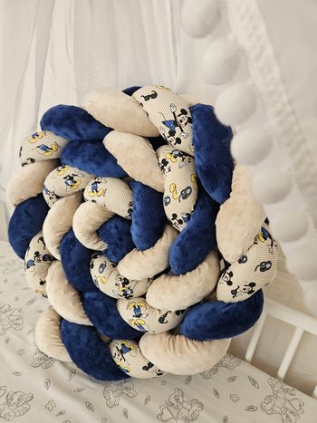 Tresse de lit Mickey.
