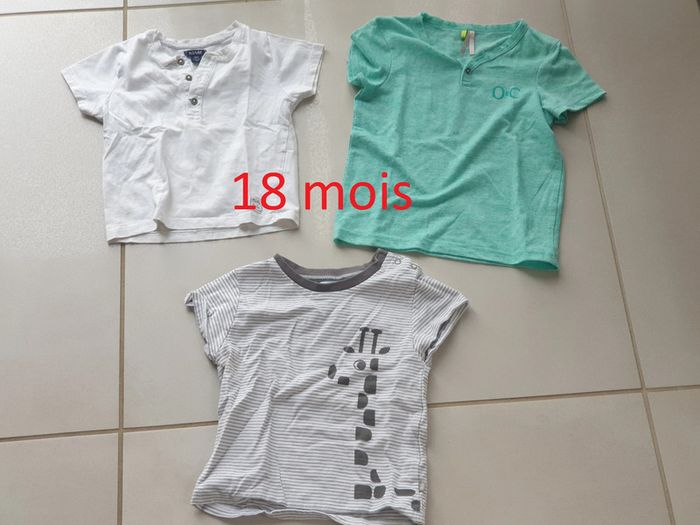 3 t-shirts manche courte 18 mois-23 MOIS