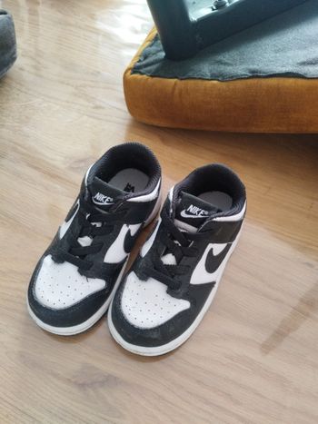 Chaussure nike enfant T25