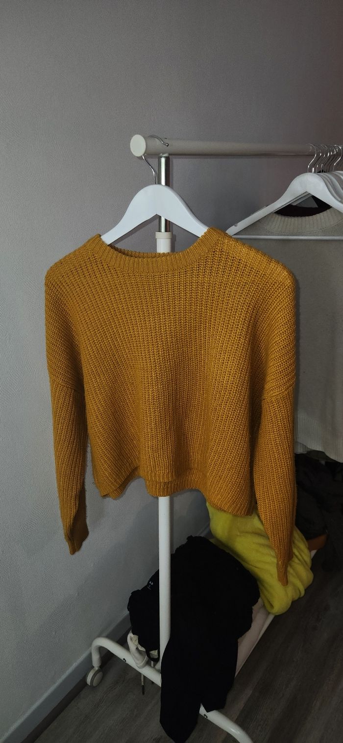 Pull en maille moutarde