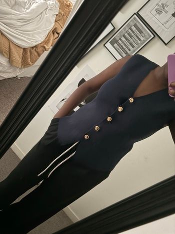 Top bleu marine Zara bouton doré neuf jamais porté avec étiquette 