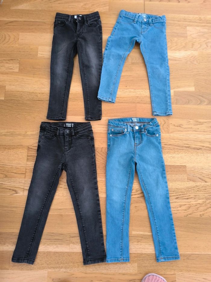 Lot de 4 pantalon 4/5 ans
