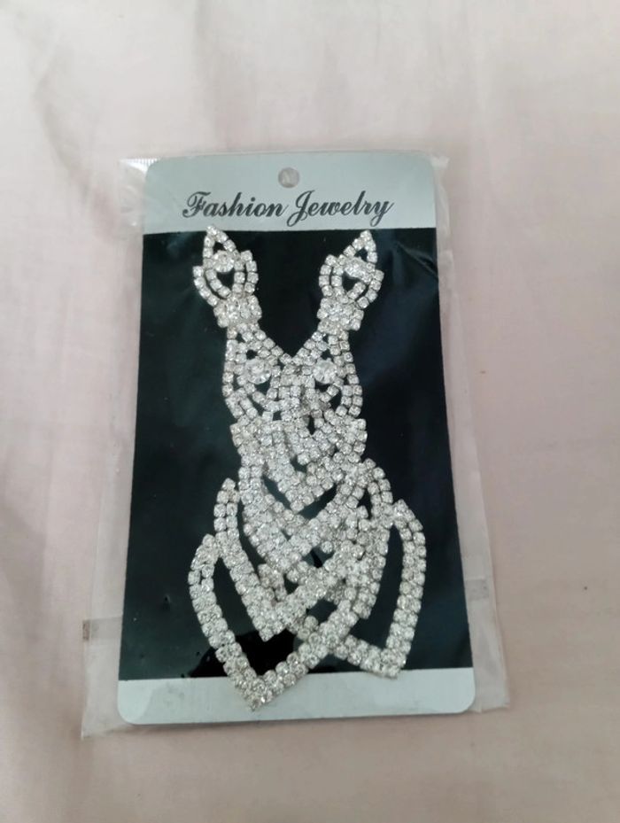 Paire de boucles d'oreilles neuves - photo numéro 6