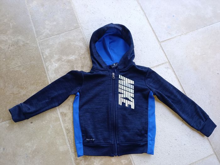 Veste à capuche enfant 3 ans - photo numéro 2