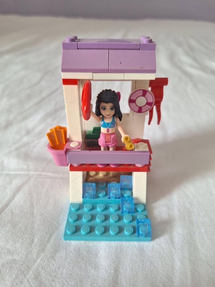 Lego friends 41028 le poste de sauvetage d Emma - photo numéro 4