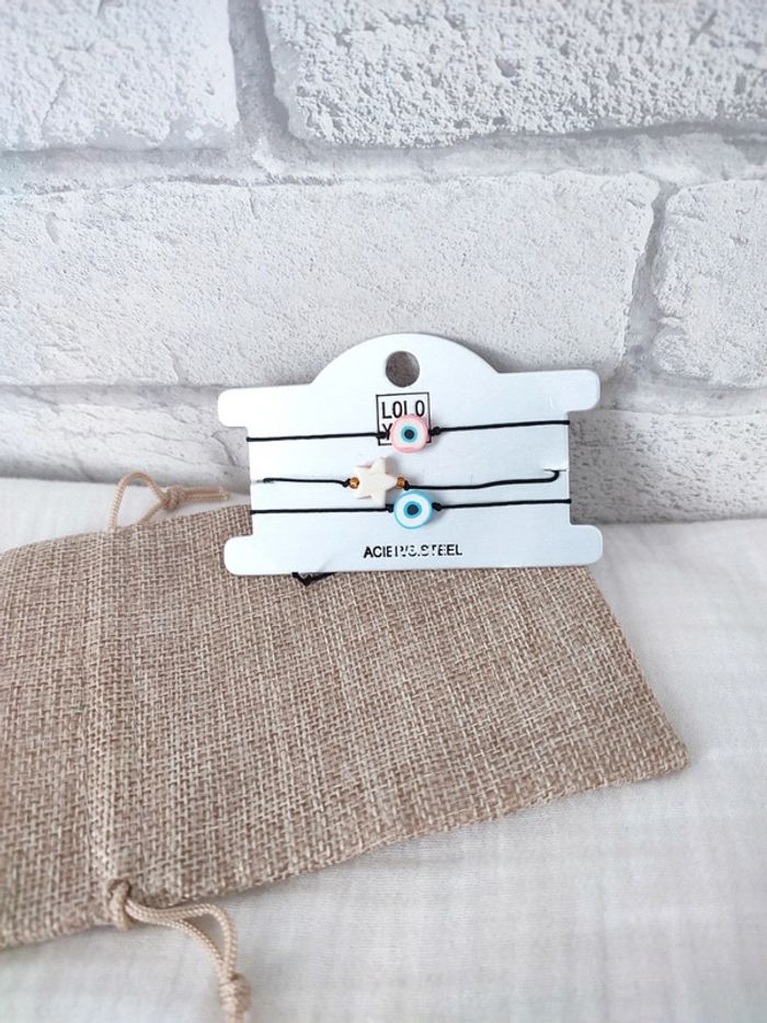 Lot de 3 bracelets à vœux neuf