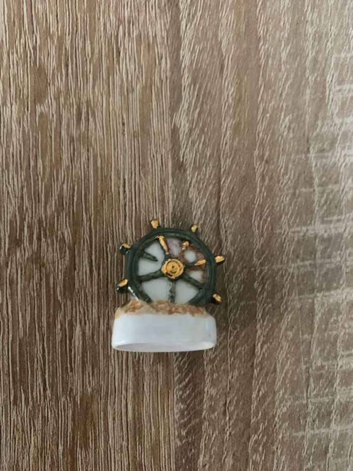 Fève le gouvernail - photo numéro 2