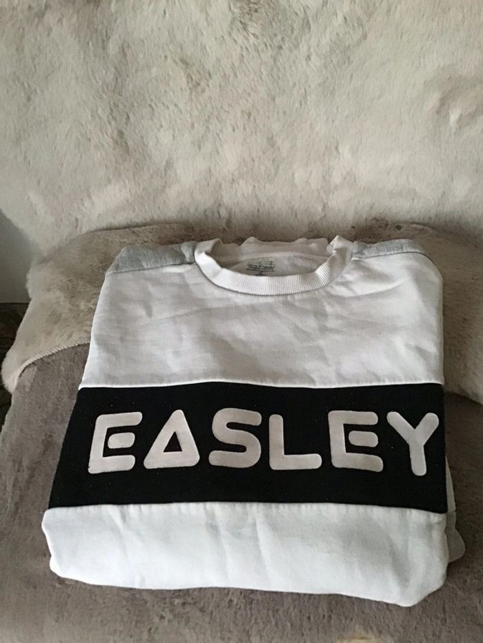 Pull taille XS marque Kiabi blanc noir gris (1223) - photo numéro 2