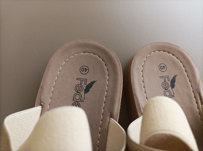 Chaussures femme doré - photo numéro 2