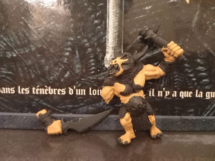 Doombul metal minotaur classique hommes betes bullgor warhammer fantasy