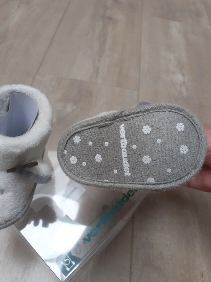Chaussons bébé - photo numéro 4