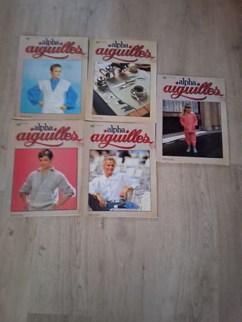 Lot de 5 livres " alpha aiguilles "