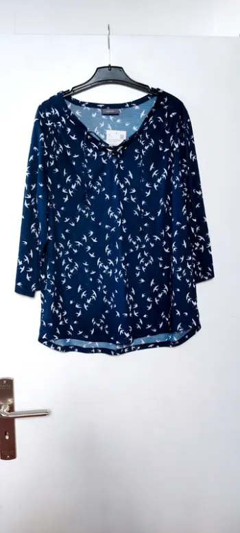 Blouse femme fluide bleue manches trois-quarts hirondelles M Neuve
