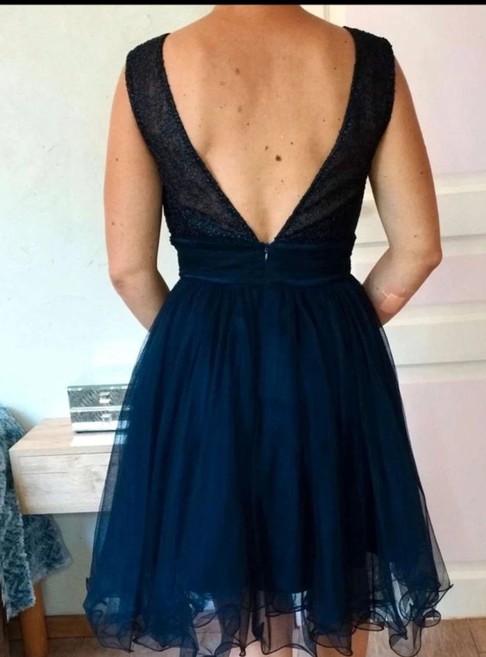 Robe  de  soirée  marine  strass  sequins  -  Ashwi  -  M  = S  actuel -  Comme  Neuve - photo numéro 4