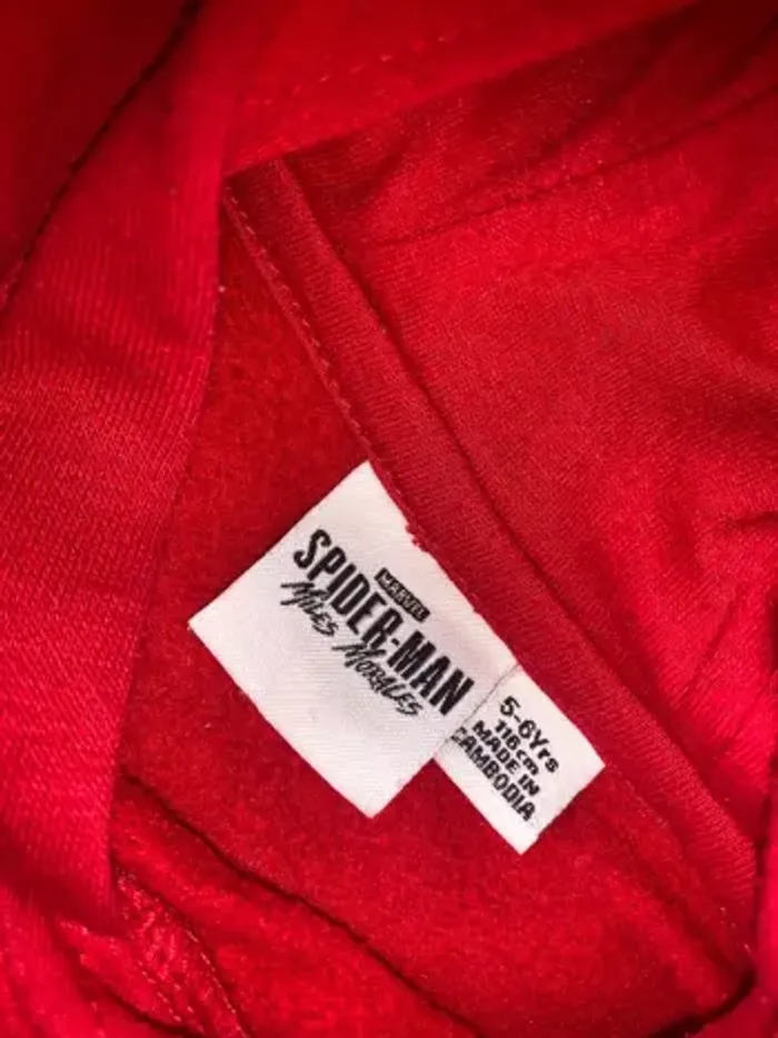 Pull Spiderman rouge - photo numéro 3