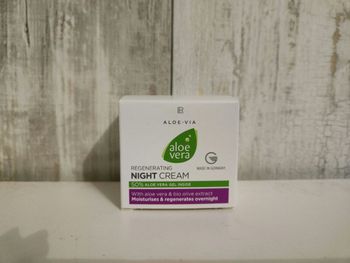 Crème de nuit neuve