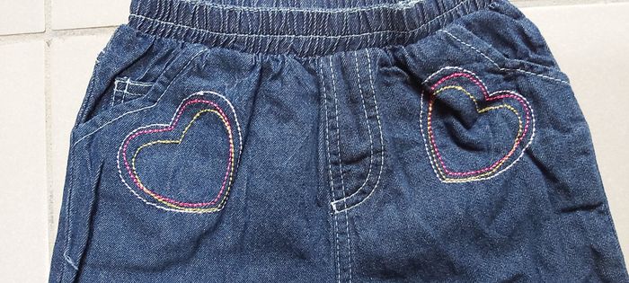 Short en jeans motif cœur 18 mois - photo numéro 2