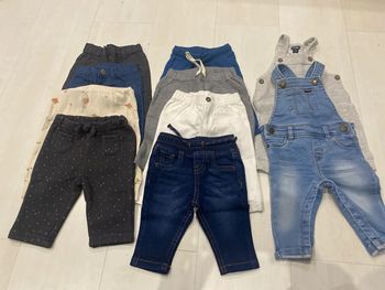 Lot de 10 pantalons/ salopettes