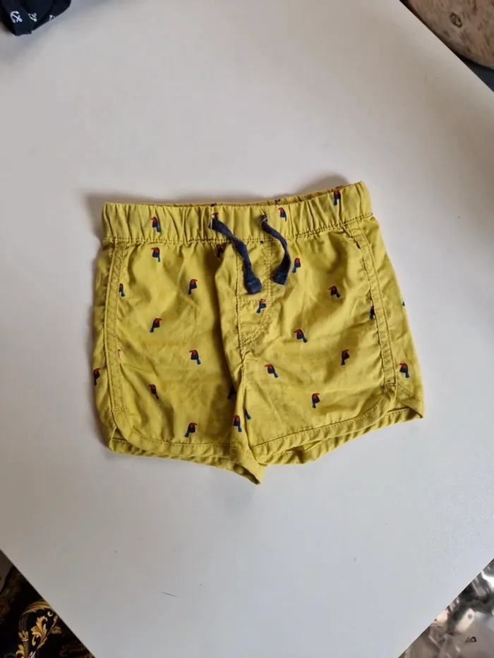 Short de bain 4/6 mois