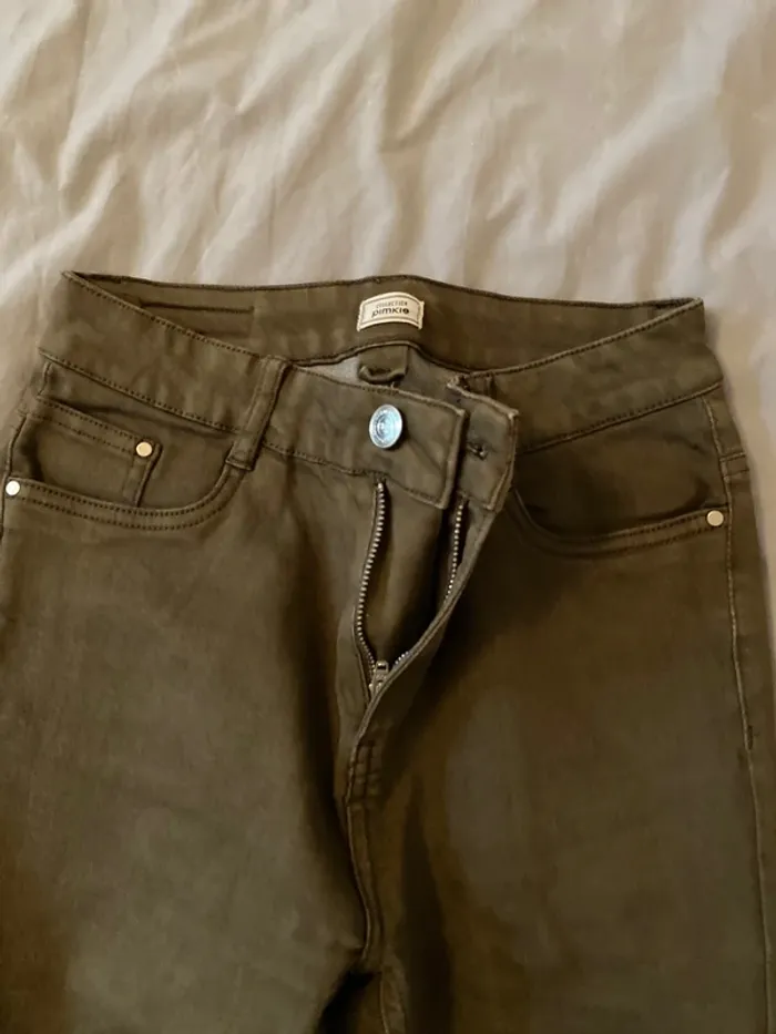 Pantalon kaki genoux fendus - photo numéro 3