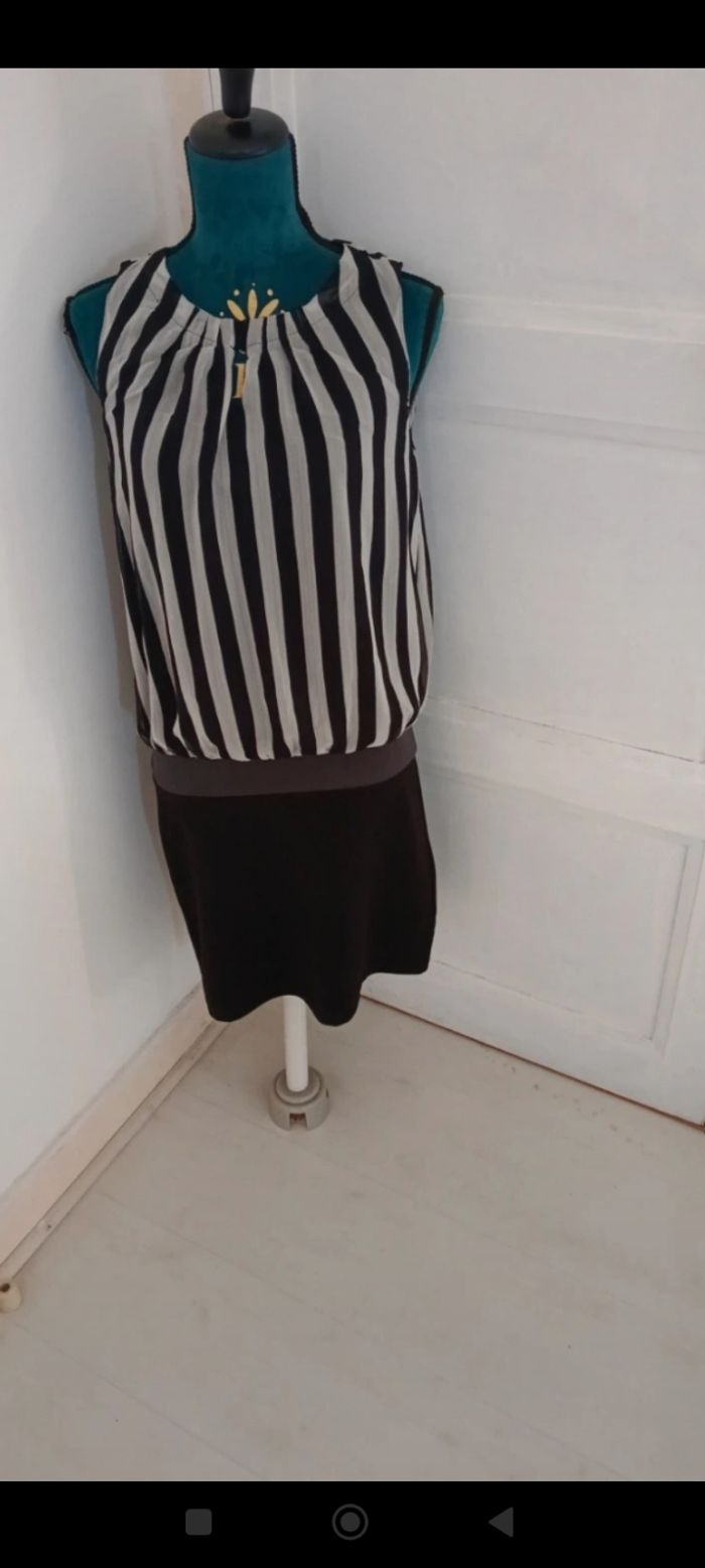 Robe taille S en très bon état marque K.Woman - photo numéro 2