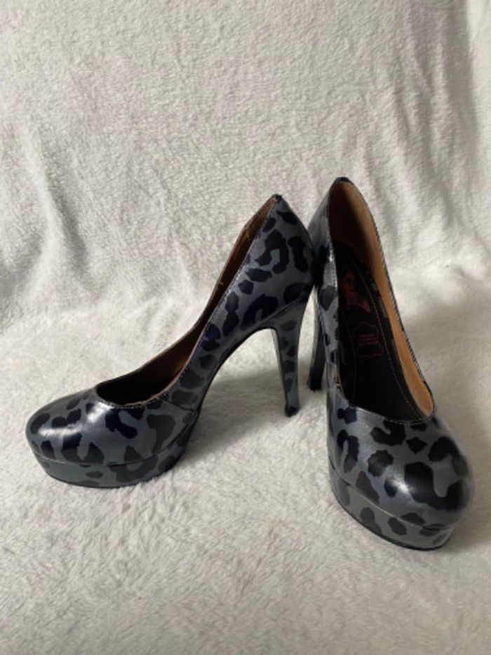 Escarpins plateforme loepard argenté noir 37