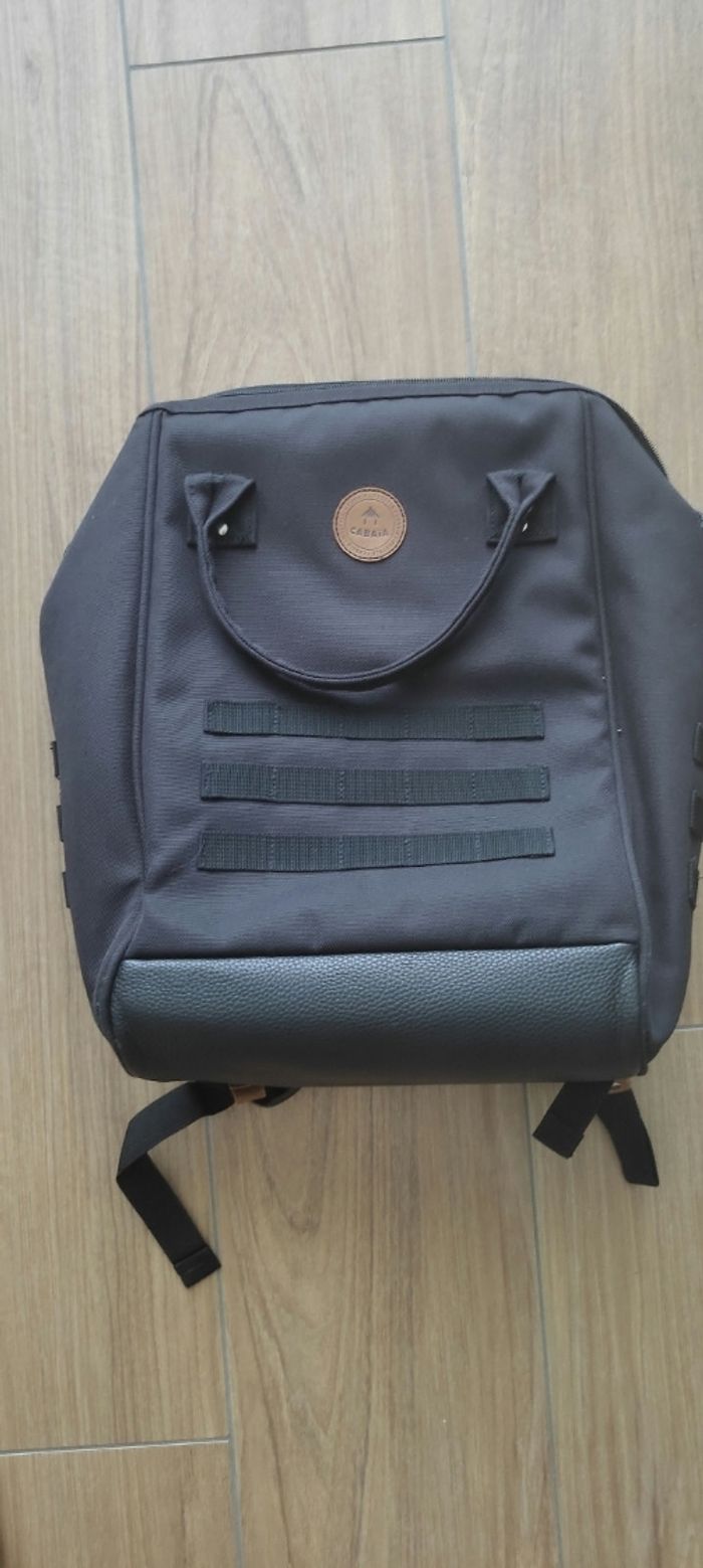 Sac cabaia medium noir