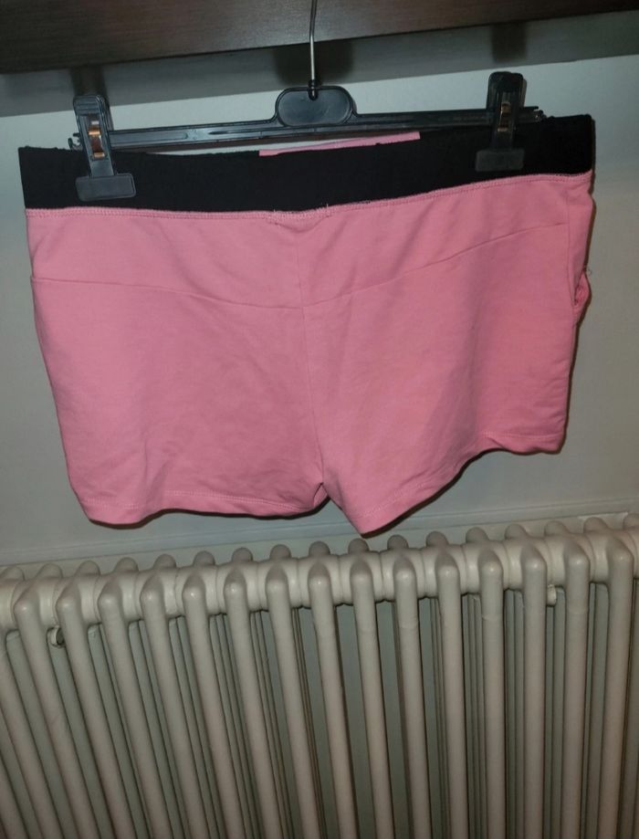 Short rose sport kiabi - photo numéro 3