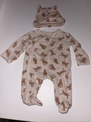 Pyjama bébé + bonnet
