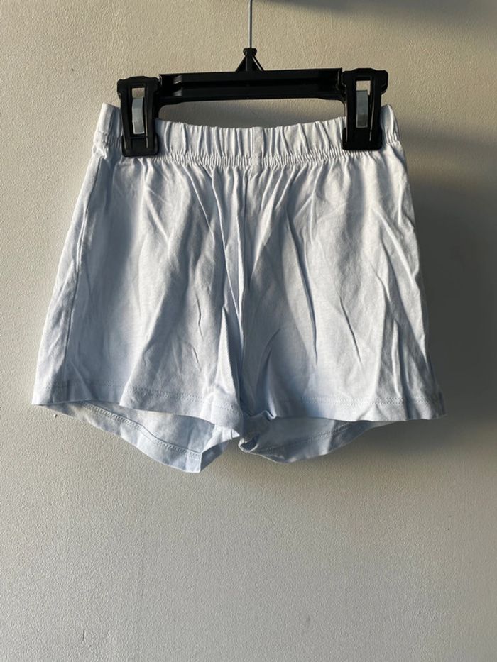Short pyjama