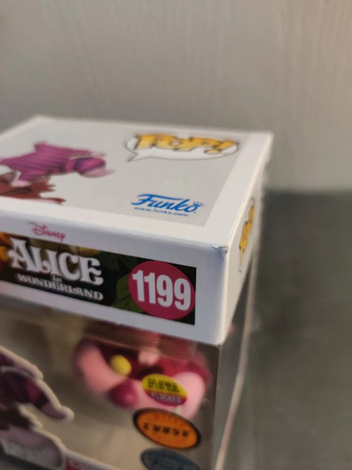 Figurine Funko Pop Cheshire Cat 1199 Chase Edition Flocked - Alice in Wonderland - Disney - photo numéro 8