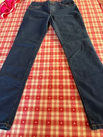 Jean neuf skinny 14 ans