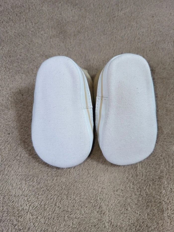 Chaussures bébé 0-6 mois - photo numéro 6