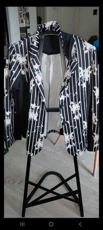 Blazer noir et crème taille 42/44 neuf. Bonprix