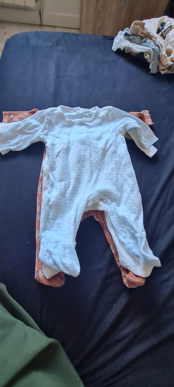 Lot pyjamas 3 mois - photo numéro 6