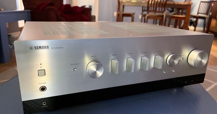 Amplificateur intégré Yamaha R-N1000A Silver Neuf - photo numéro 2