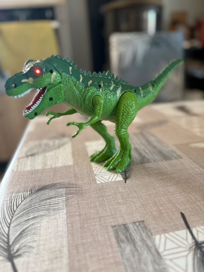 Jouet dinosaure lumineux et sonore - photo numéro 4