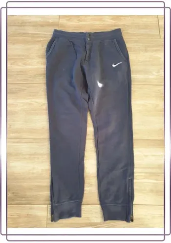 Jogging Nike taille L, très bon état